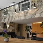 Park Tirana Ξενοδοχείο 3*