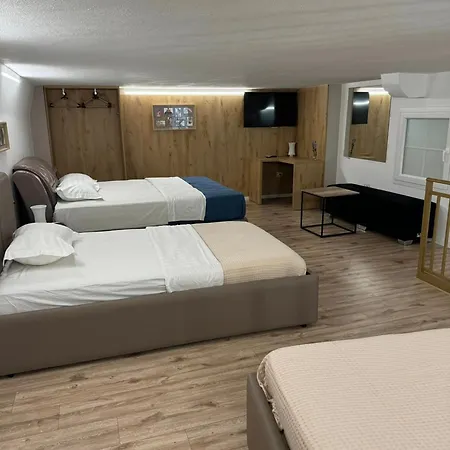 Park Tirana Yzberishti