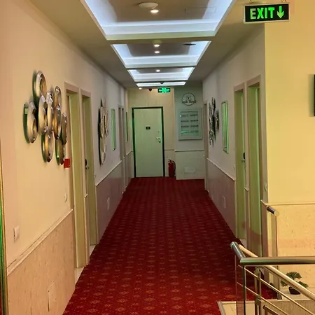 Park Tirana 호텔 Yzberishti