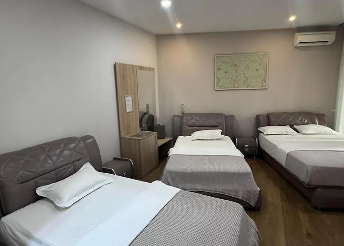 Hotell Park Tirana 3*