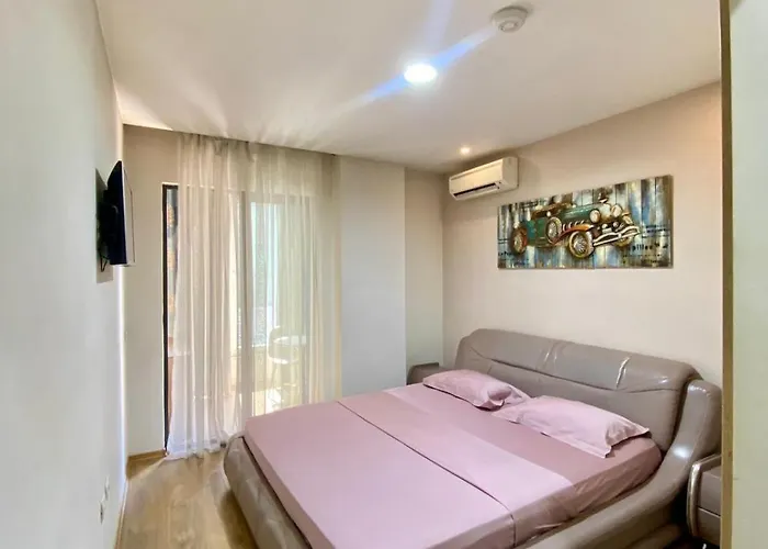 Park Tirana Hotell Yzberishti