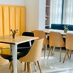 Park Tirana Hotell 3*