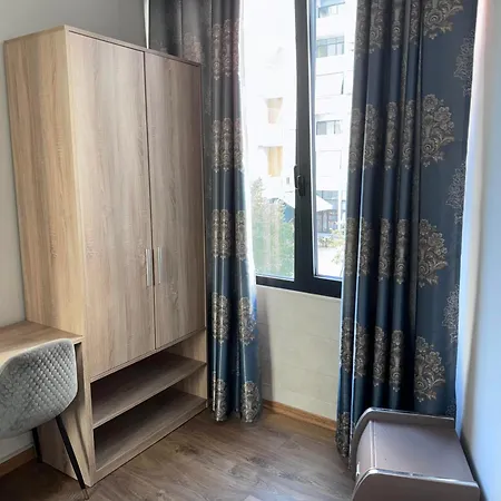 Park Tirana Hotel Yzberish