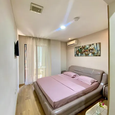 Park Tirana فندق Yzberishti